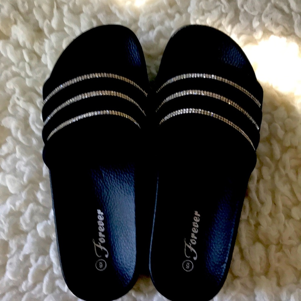 Forever platform sandals 🩴